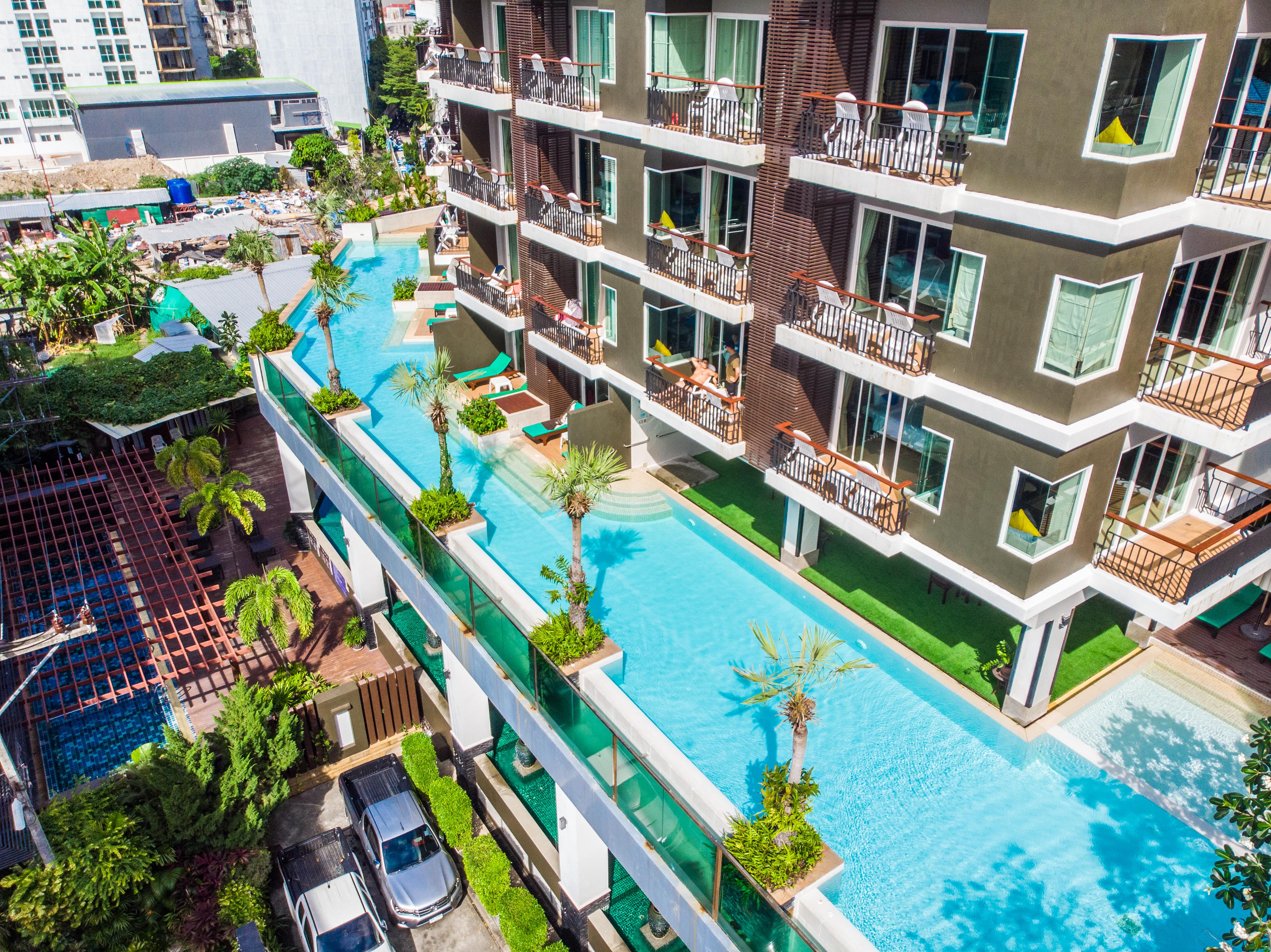 Andakira Hotel - SHA Extra Plus Patong Bagian luar foto